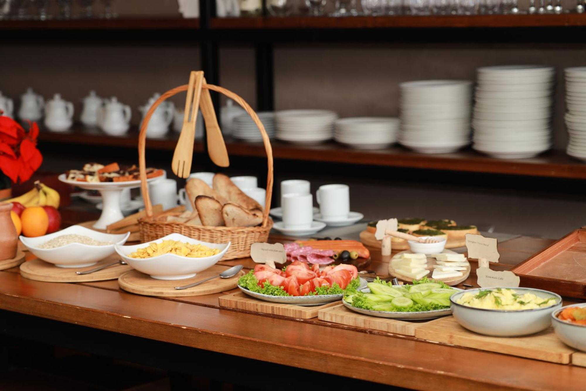 Alpine Lounge Boutique Hotel คัซเบกี ภายนอก รูปภาพ